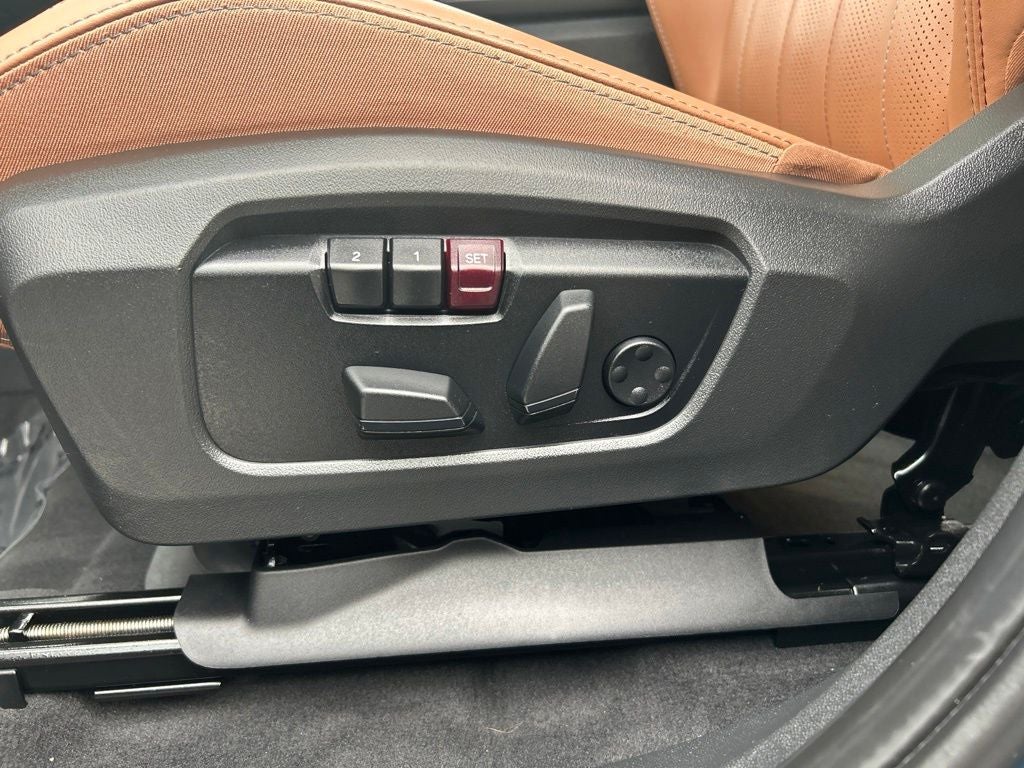 2025 MINI Cooper Countryman Signature Plus SE ALL4
