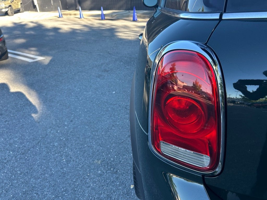 2020 MINI John Cooper Works Countryman Iconic