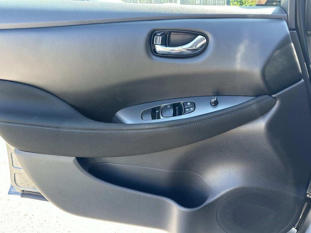 2023 Nissan LEAF S