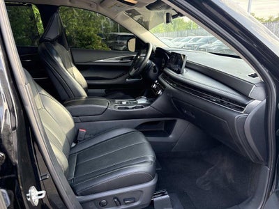 2025 INFINITI QX60 LUXE