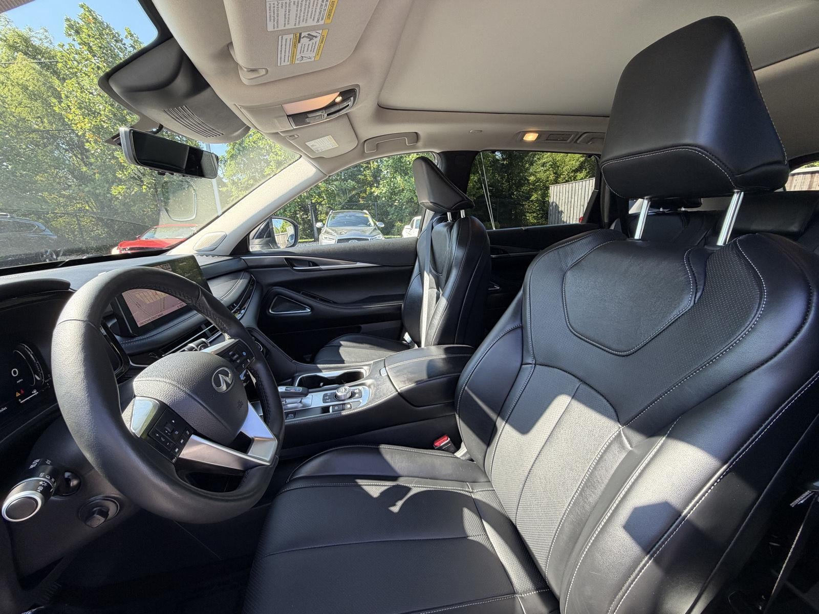 2025 INFINITI QX60 LUXE