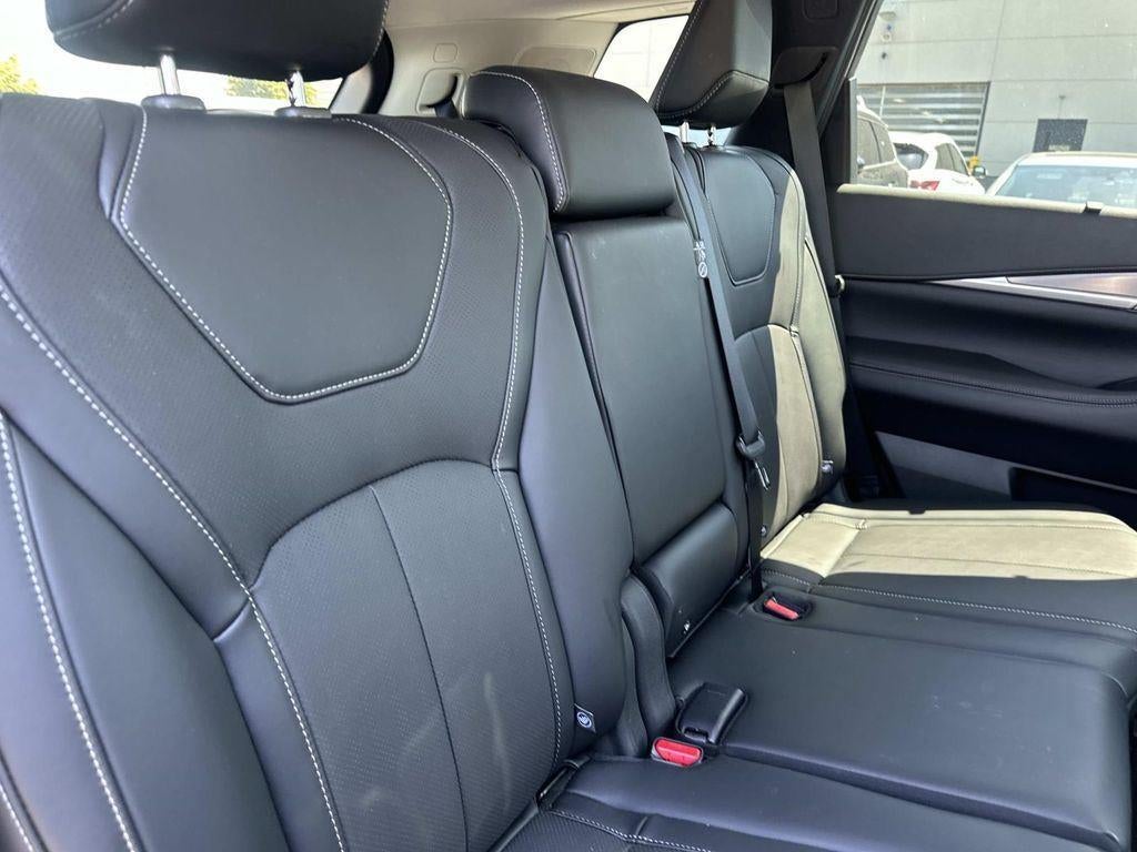 2026 INFINITI QX60 LUXE