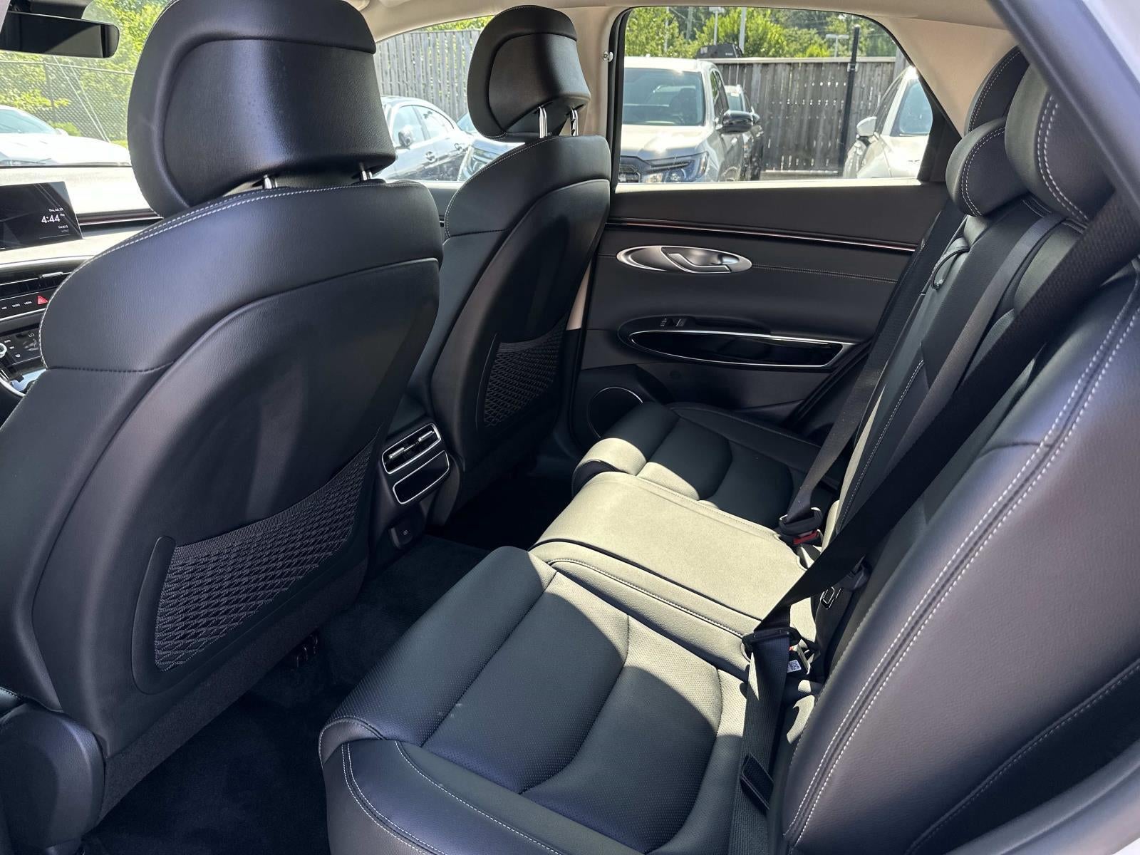 2026 Genesis GV70 2.5T