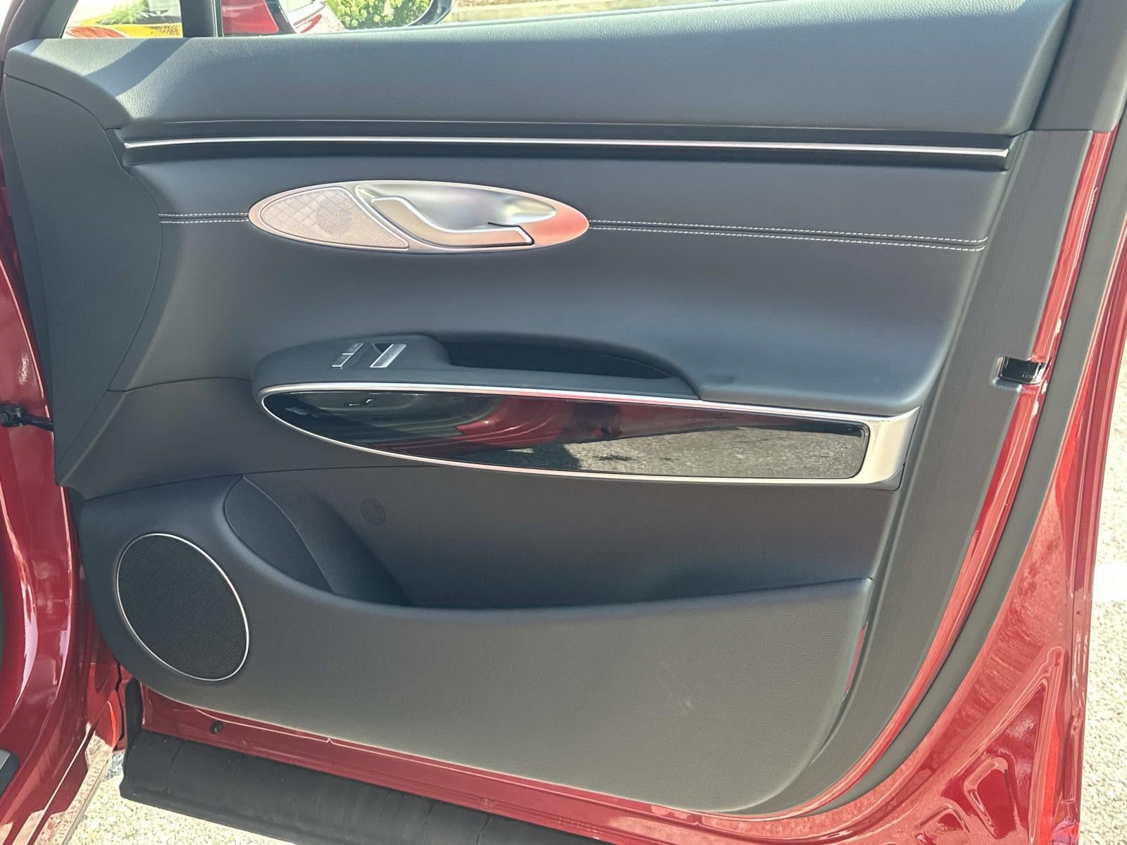 2026 Genesis GV70 2.5T