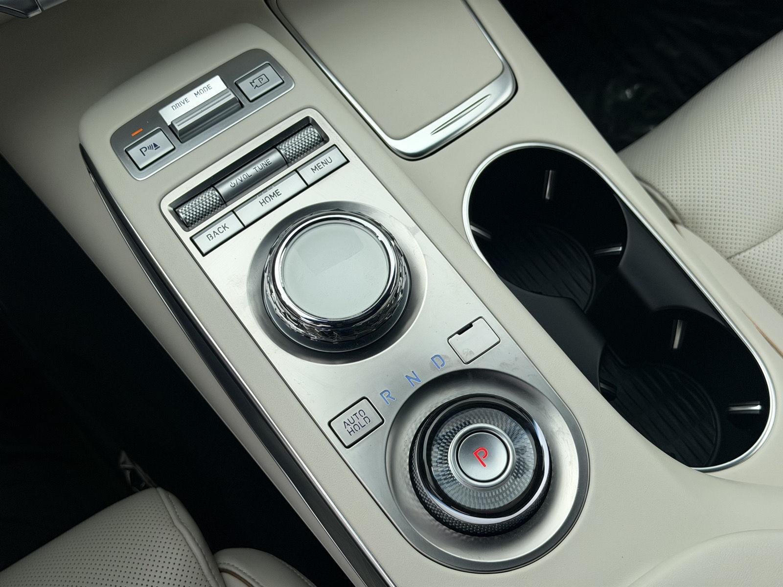 2025 Genesis Electrified GV70 Advanced