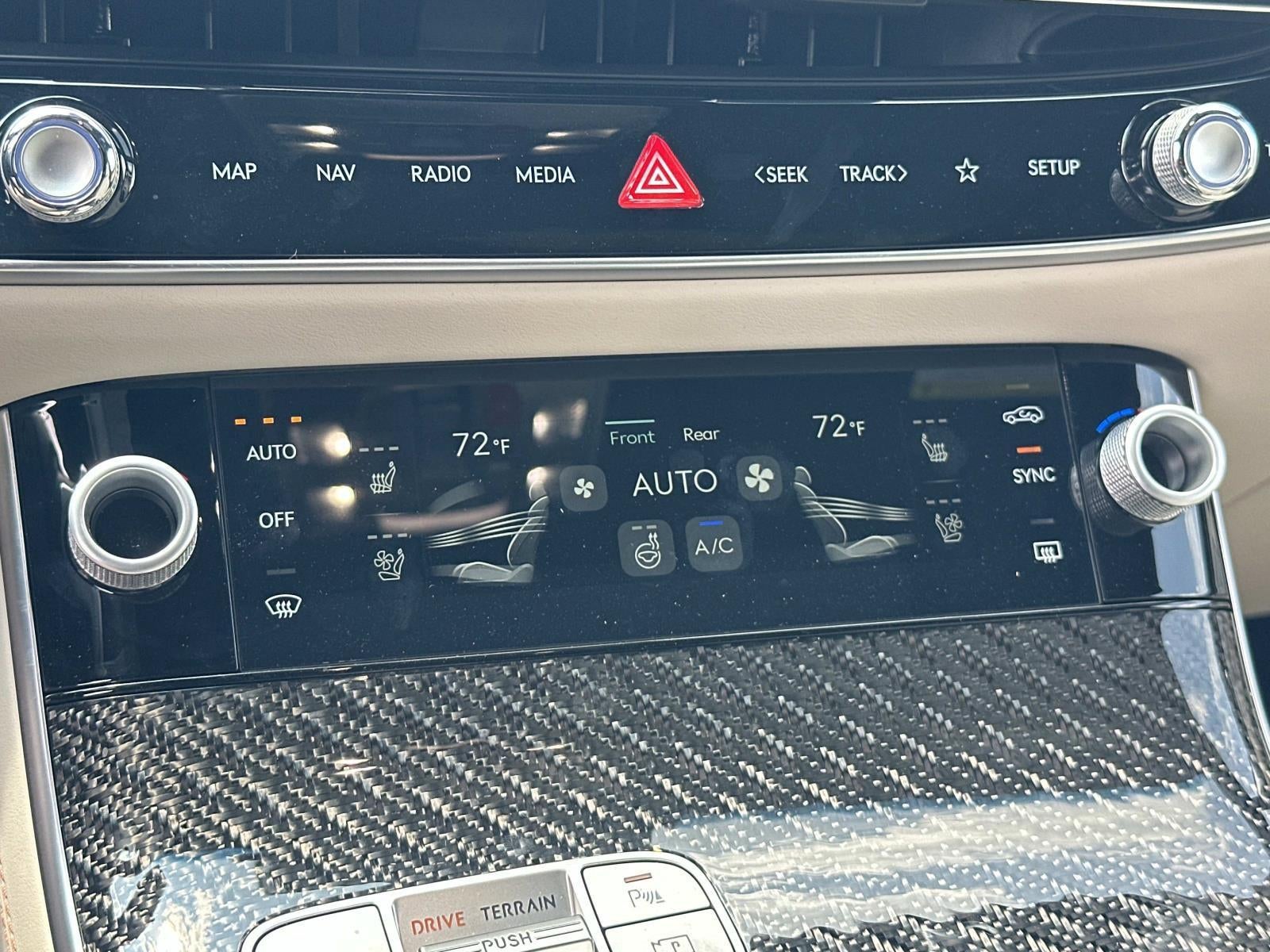 2026 Genesis GV70 3.5T SPORT PRESTIGE
