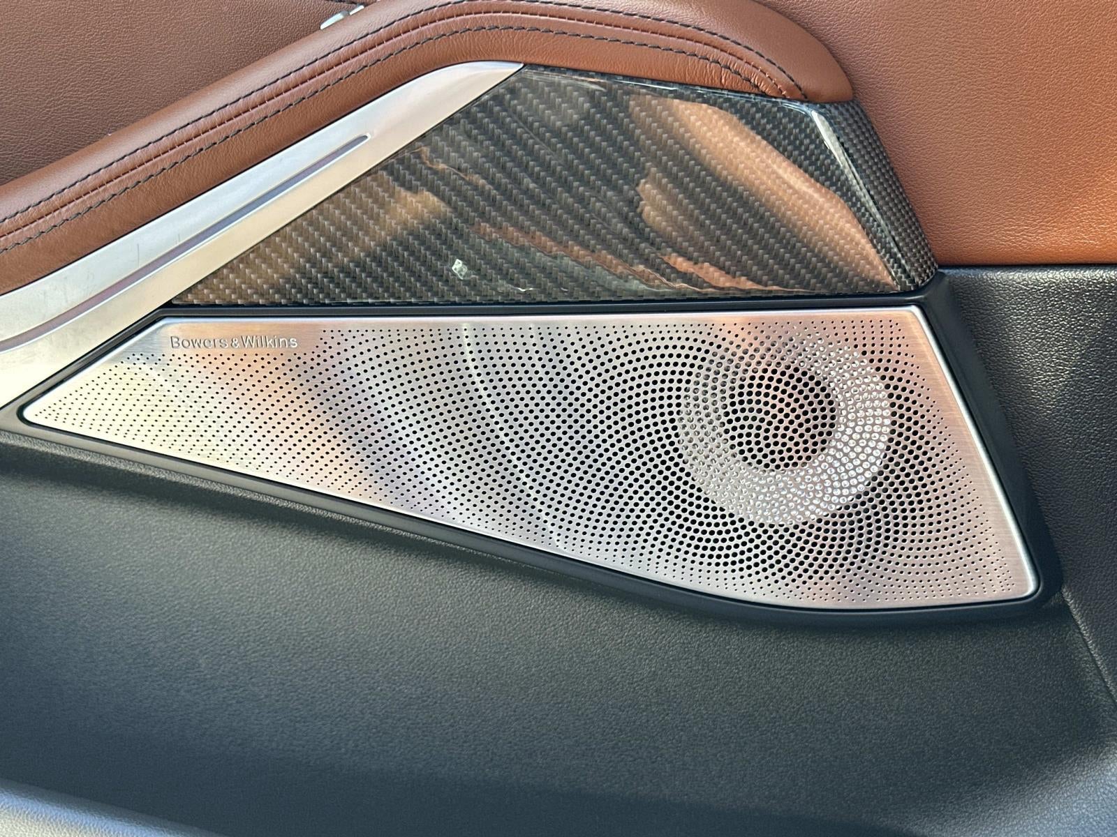 2024 BMW X7 ALPINA XB7