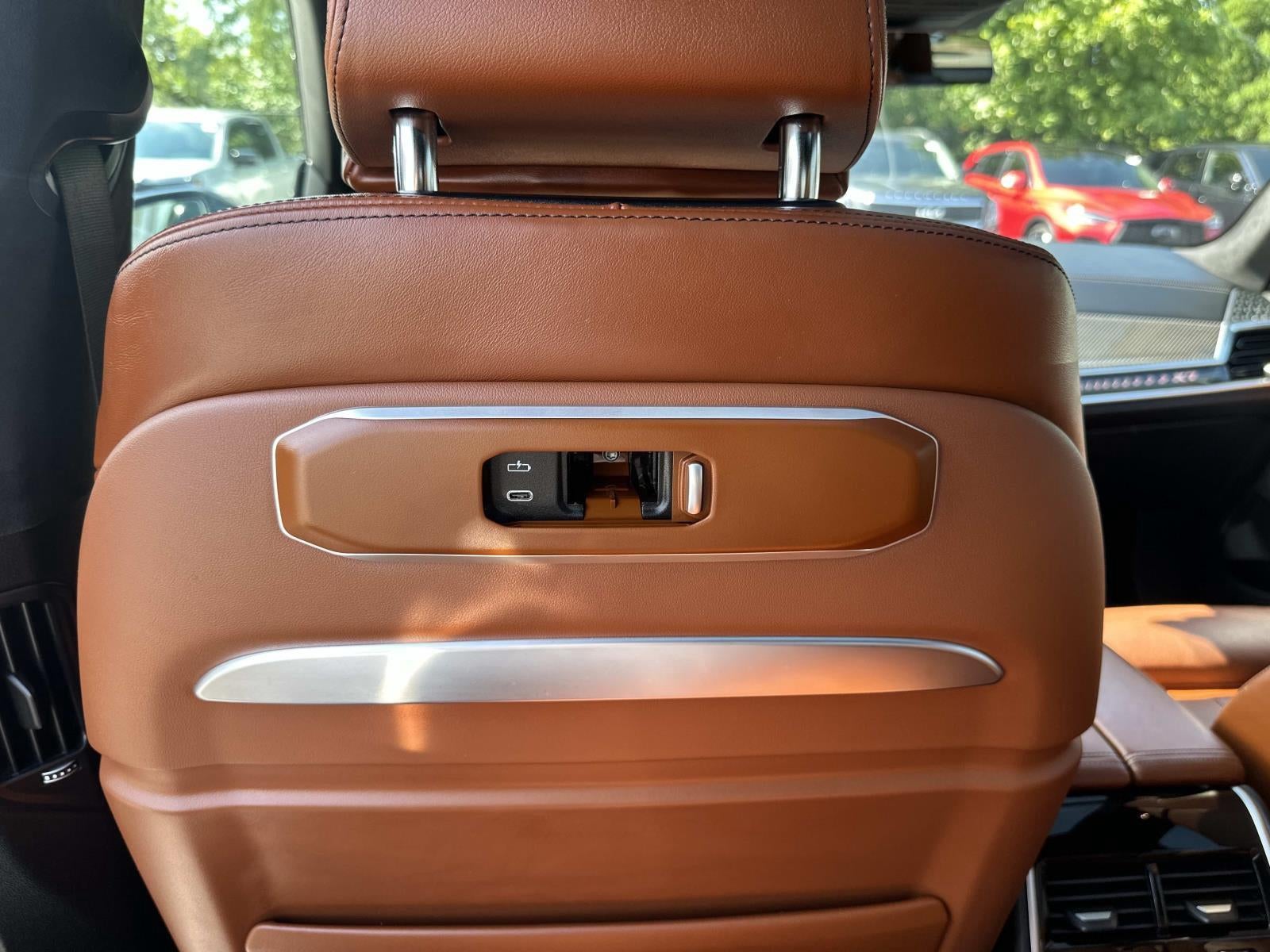 2024 BMW X7 ALPINA XB7