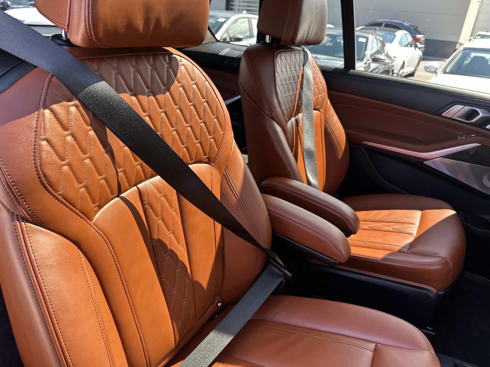 2024 BMW X7 ALPINA XB7