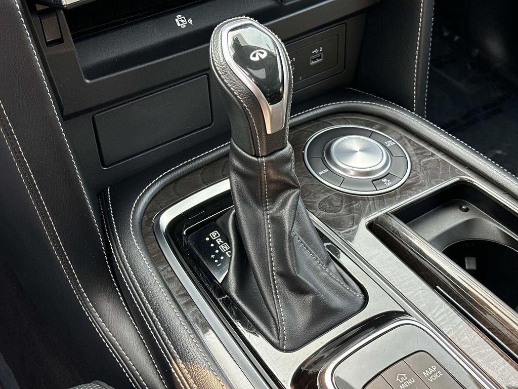 2024 INFINITI QX80 LUXE