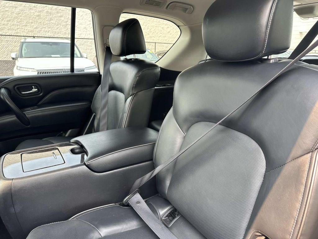 2024 INFINITI QX80 LUXE