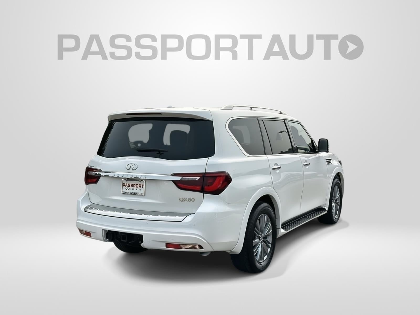 2024 INFINITI QX80 LUXE