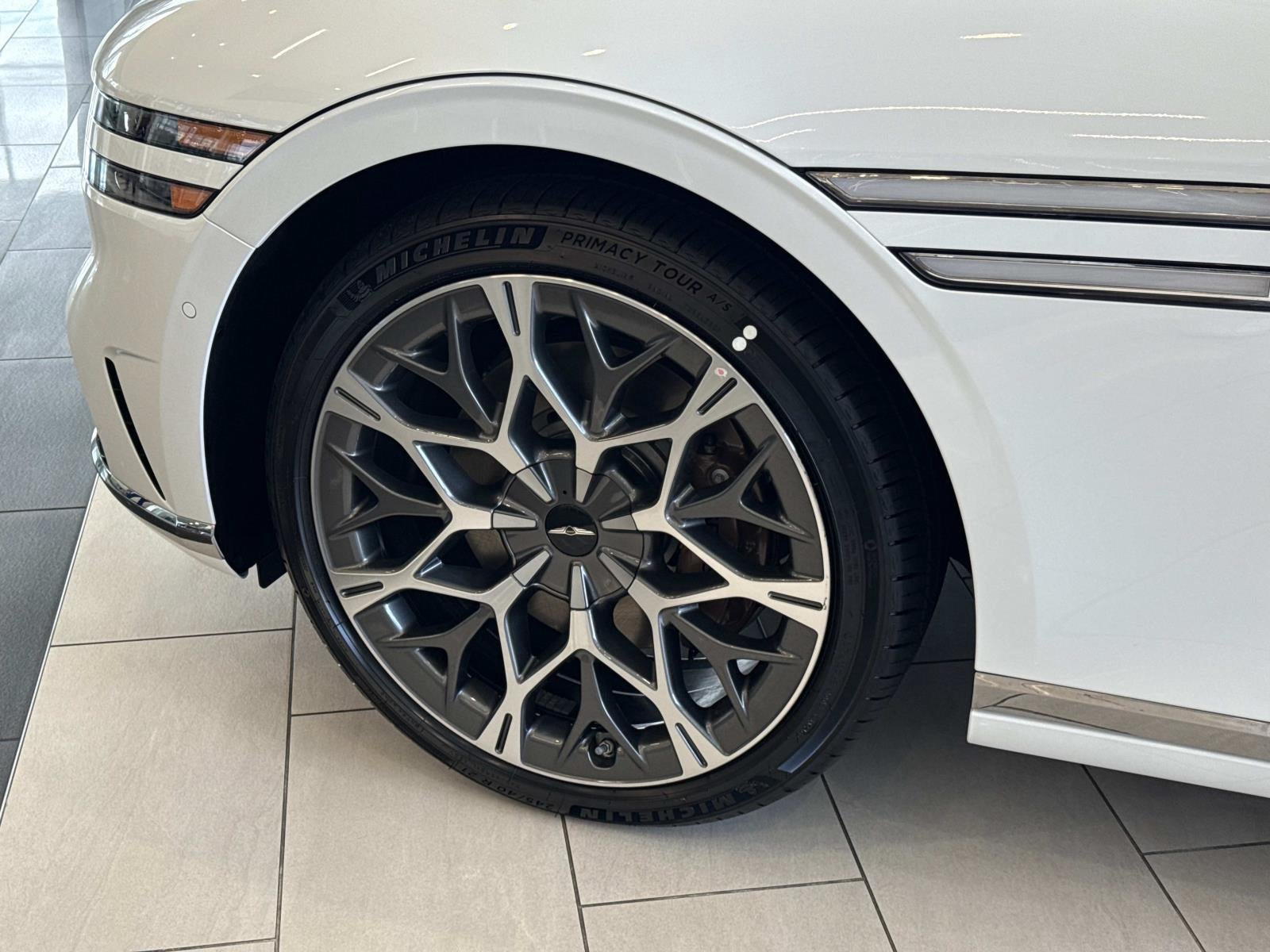 2026 Genesis G90 3.5T E-SC MHEV