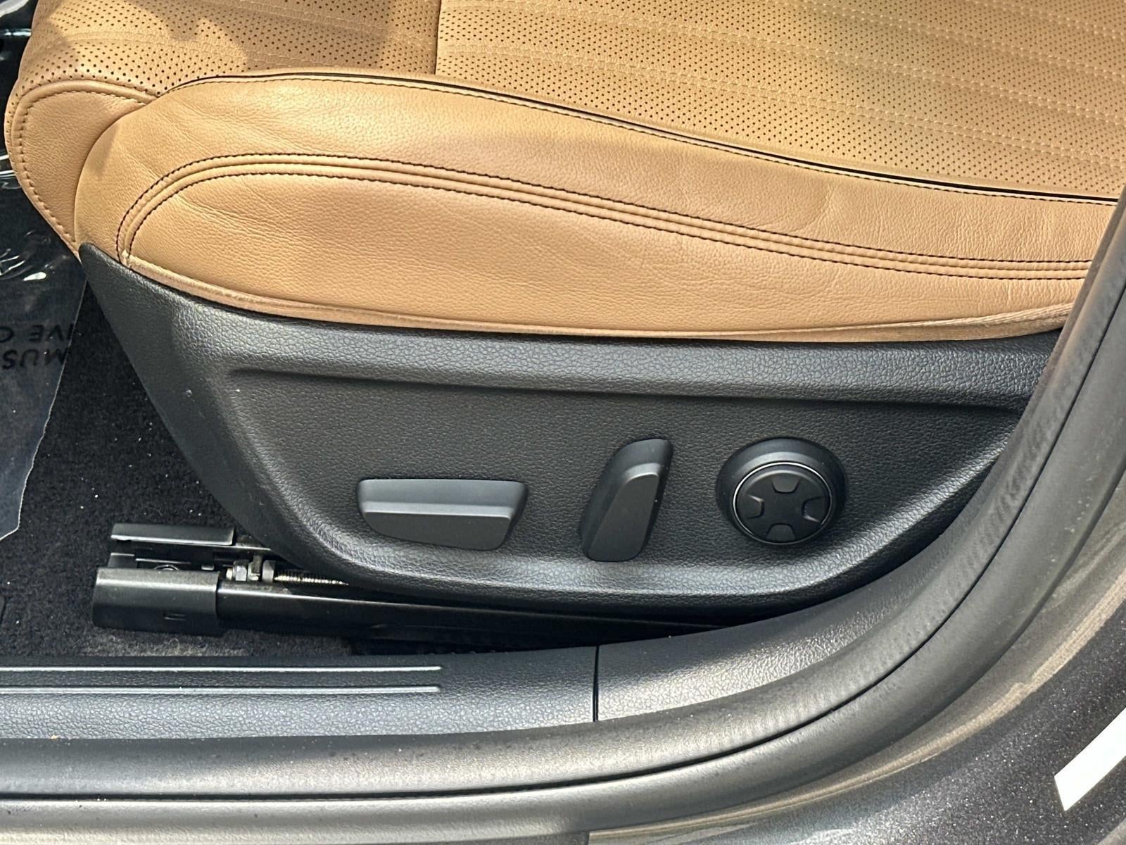 2022 Genesis G70 2.0T