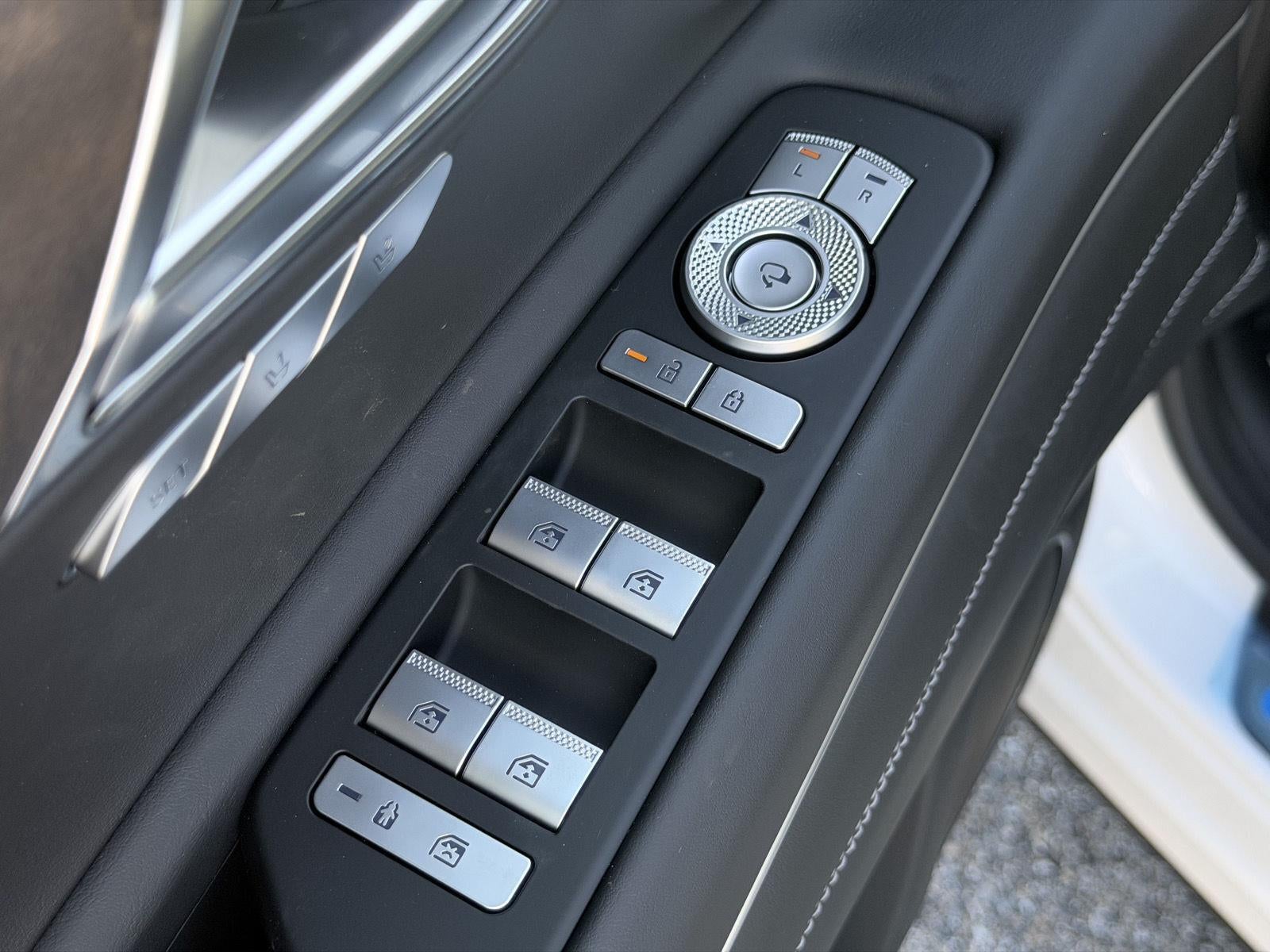 2027 Genesis GV80 2.5T Advanced