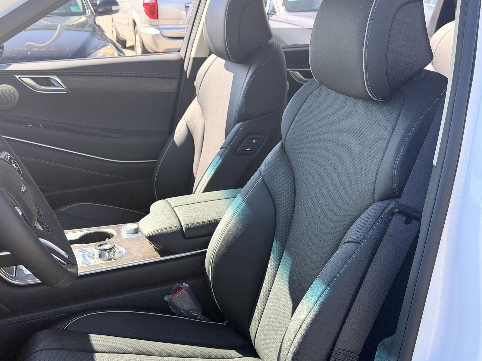 2027 Genesis GV80 2.5T Advanced