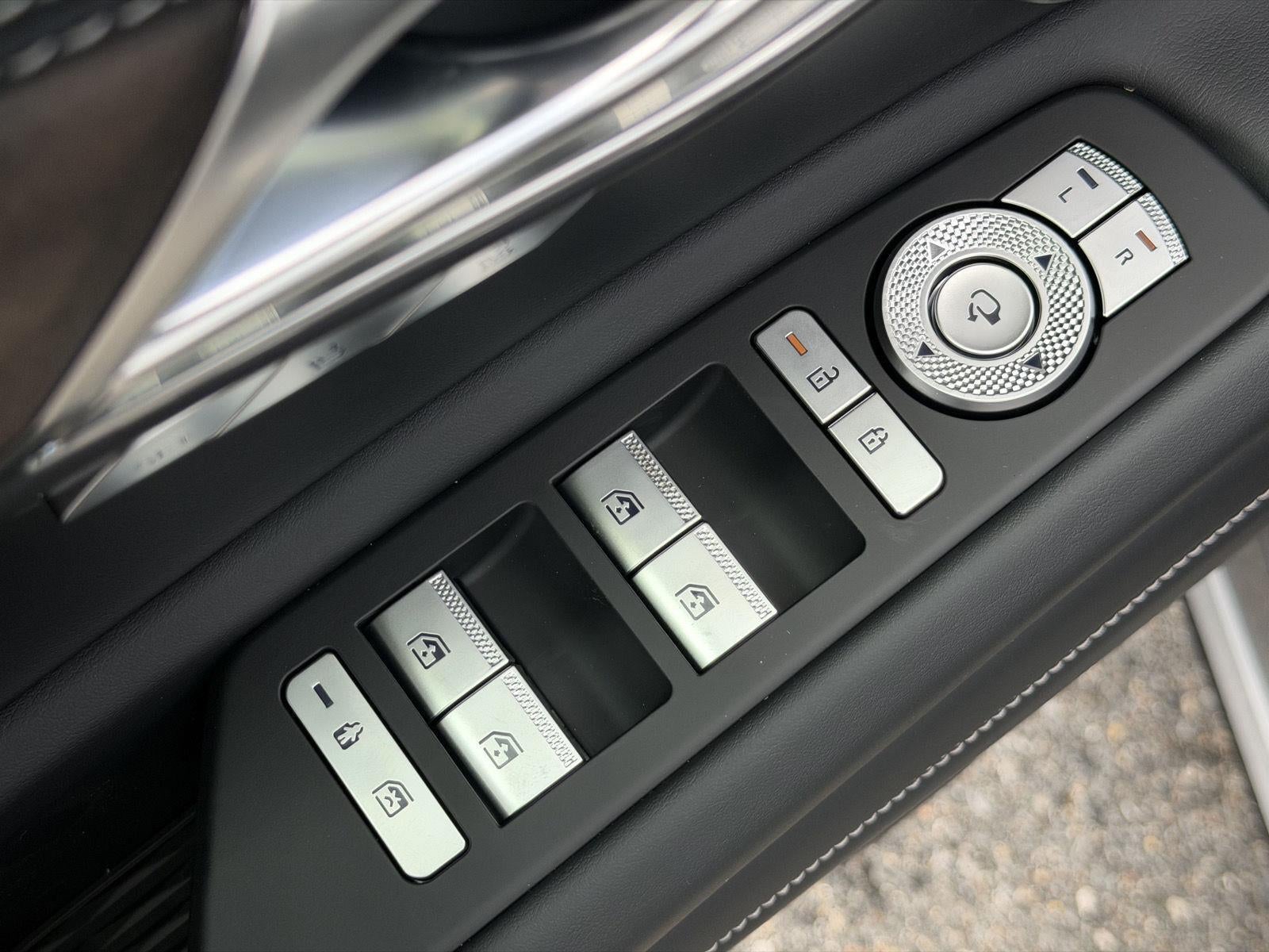 2027 Genesis GV80 2.5T Prestige