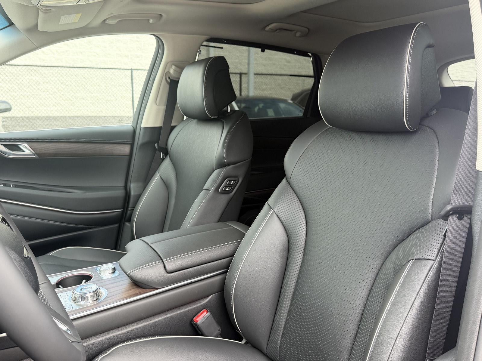 2027 Genesis GV80 2.5T Prestige