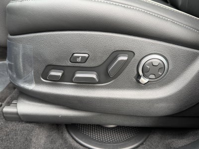 2027 Genesis GV80 2.5T Prestige