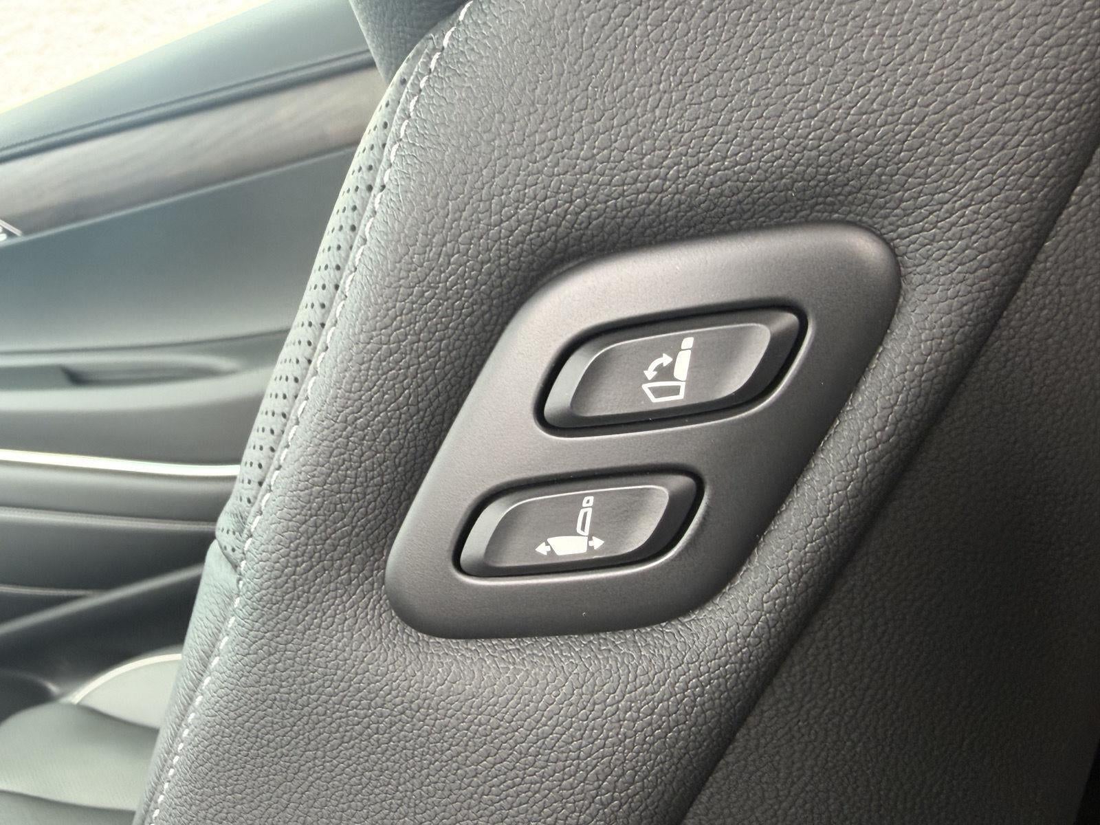 2027 Genesis GV80 2.5T Prestige