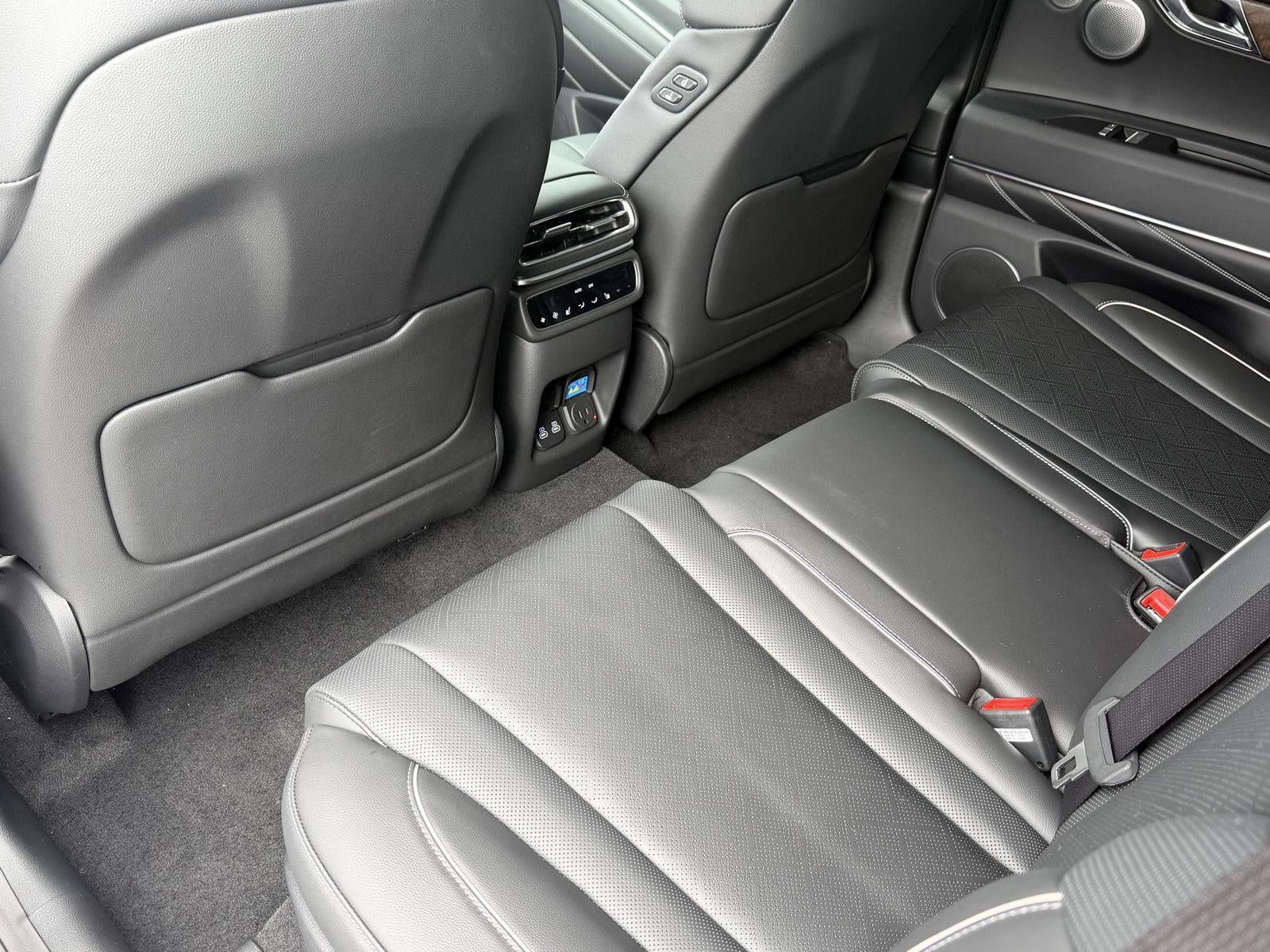 2027 Genesis GV80 2.5T Prestige