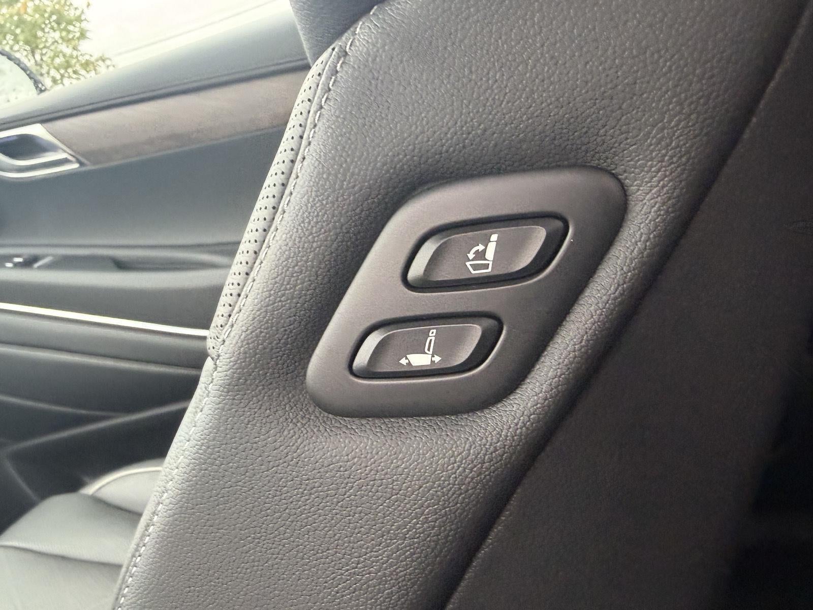 2027 Genesis GV80 2.5T Prestige