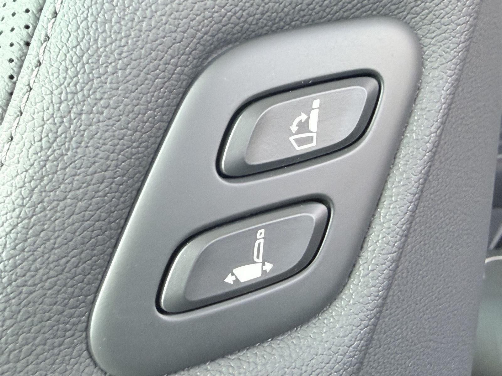 2027 Genesis GV80 2.5T Prestige