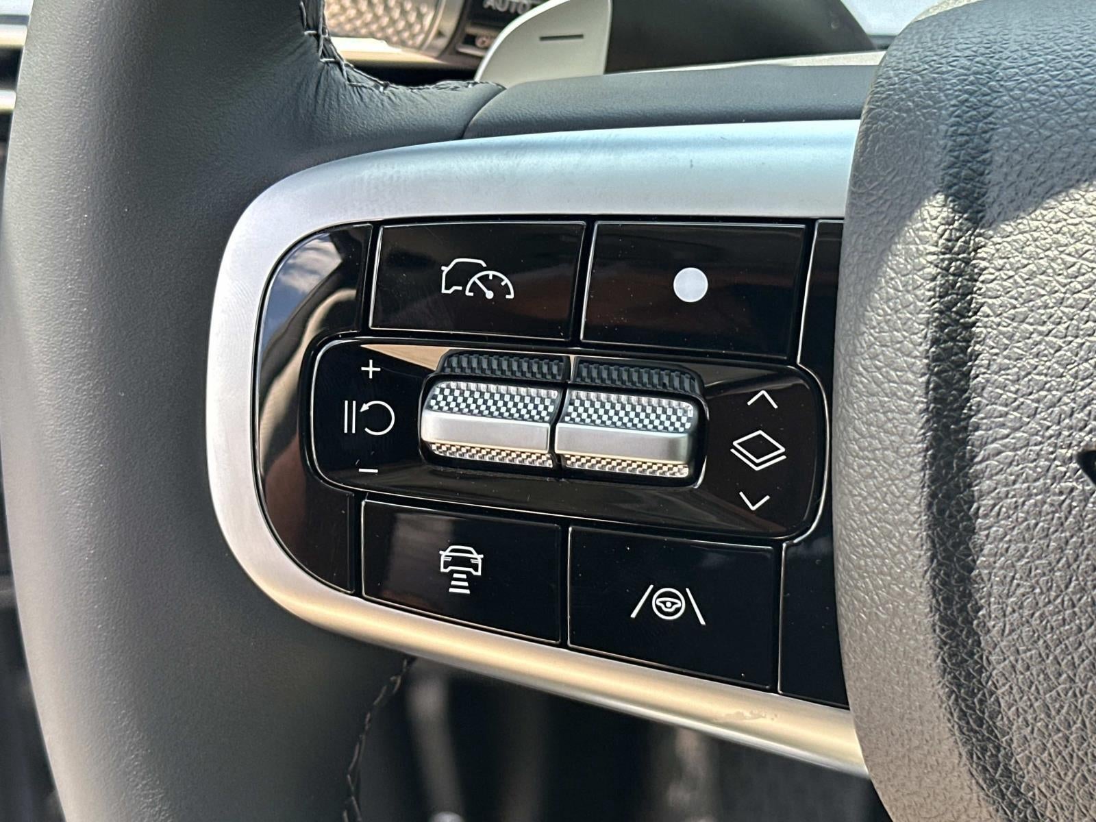 2027 Genesis GV80 2.5T