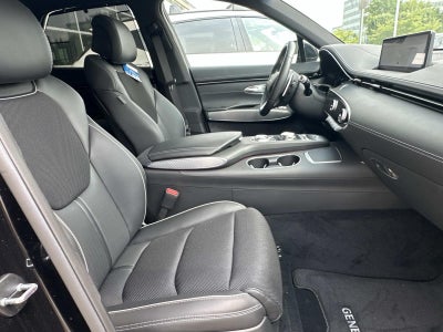 2025 Genesis GV70 2.5T