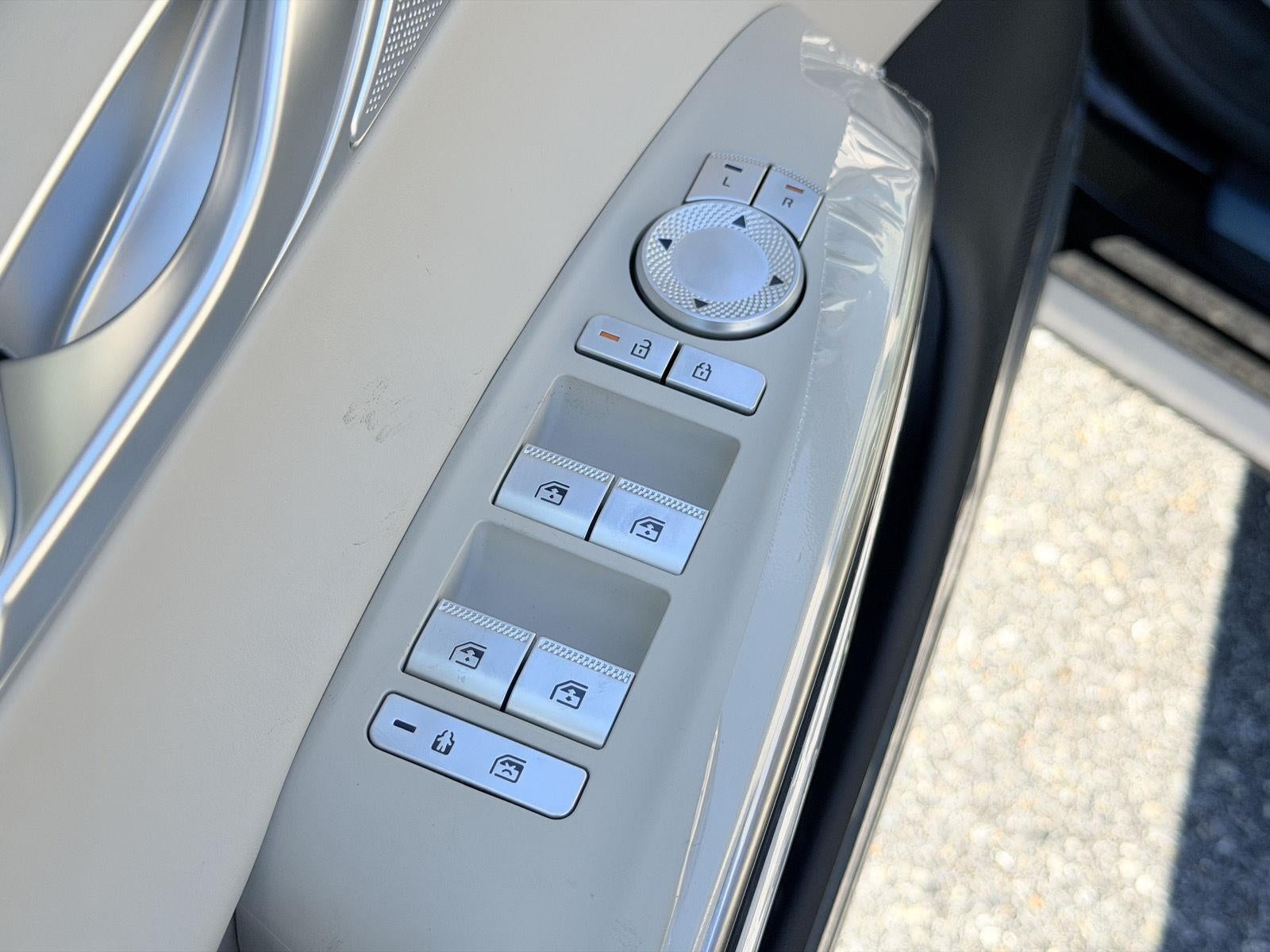 2027 Genesis GV70 2.5T