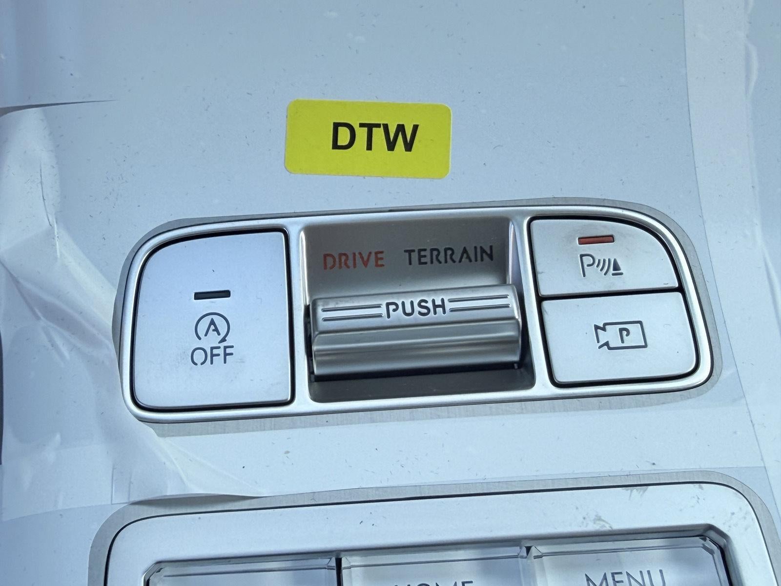 2027 Genesis GV70 2.5T Select