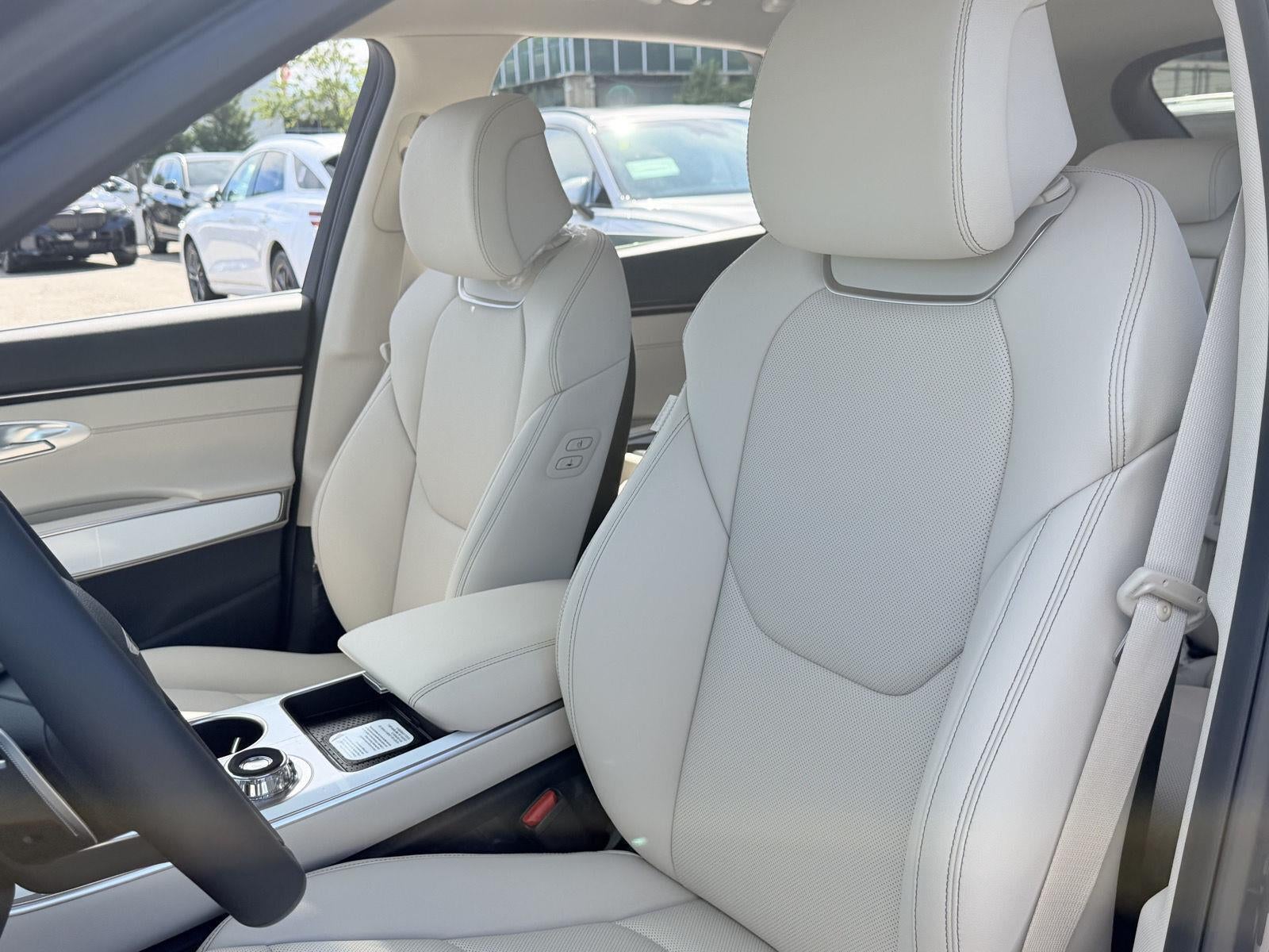 2027 Genesis GV70 2.5T Select