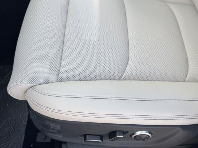 2027 Genesis GV70 2.5T Select