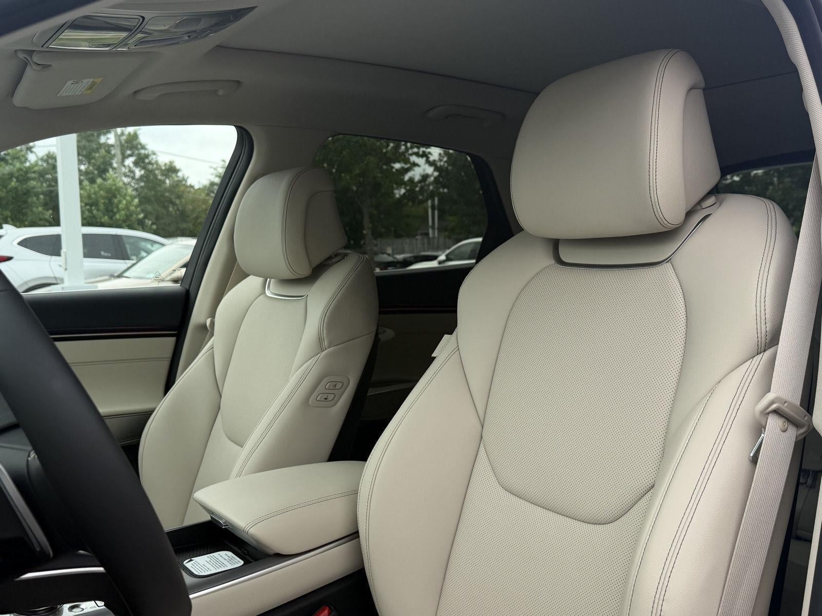 2027 Genesis GV70 2.5T Select