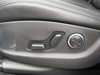 2027 Genesis GV70 2.5T Select