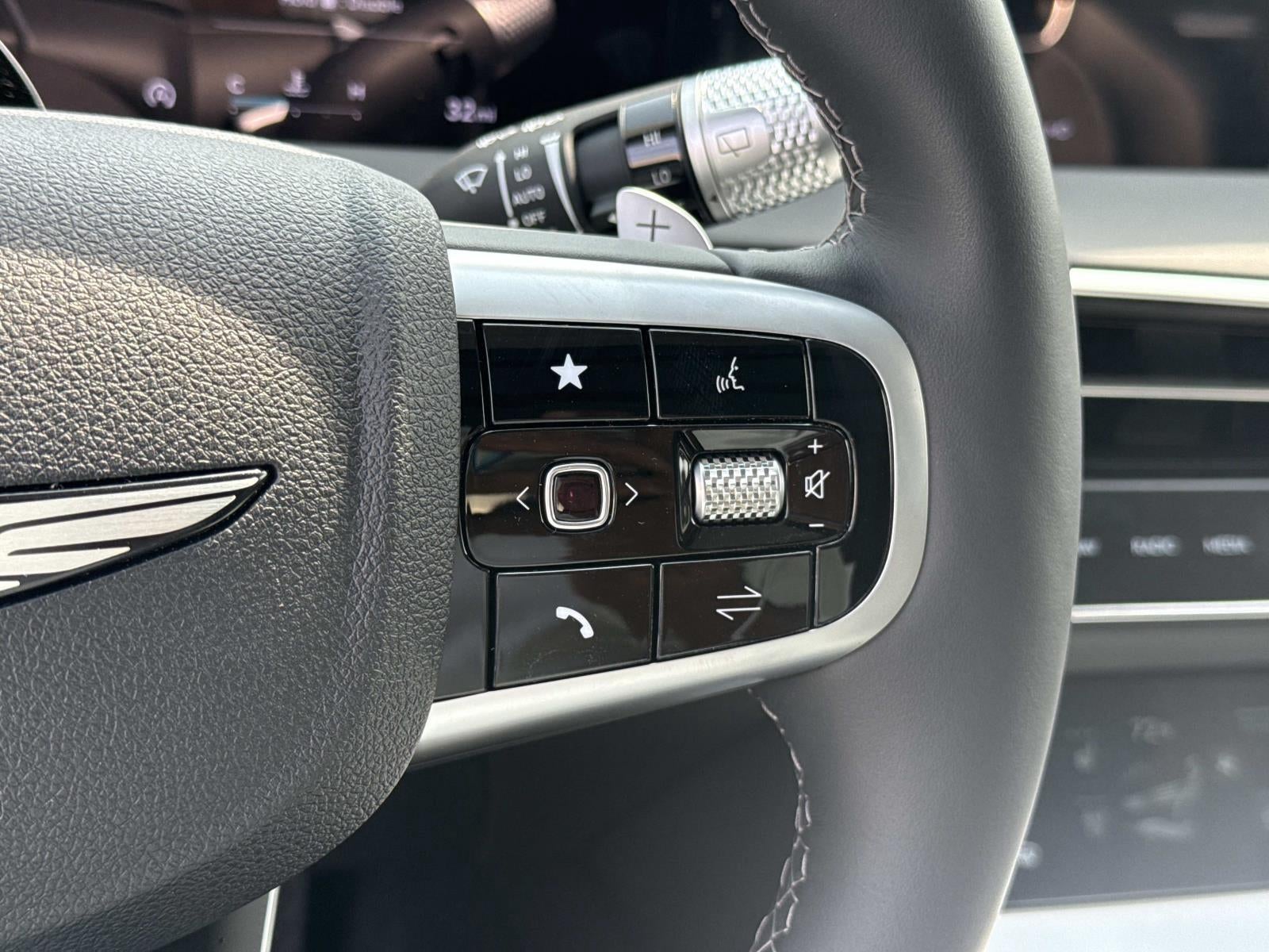 2026 Genesis GV70 2.5T Advanced