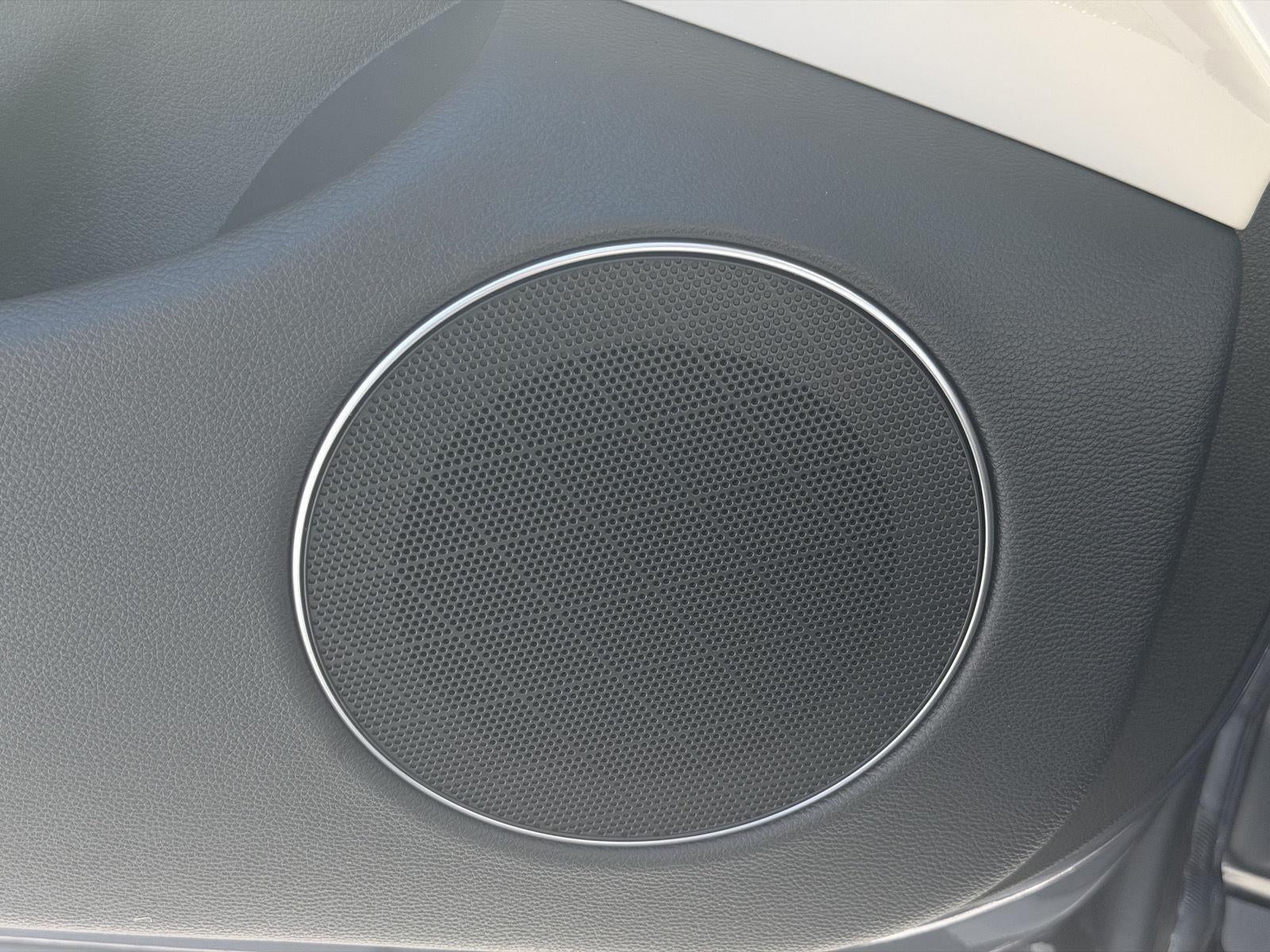 2027 Genesis GV70 2.5T Select