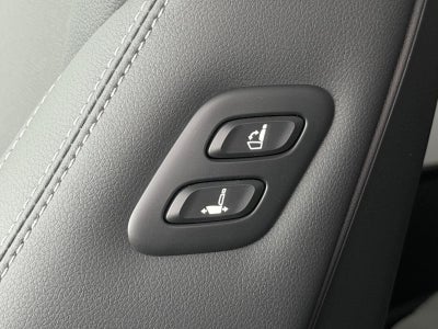 2027 Genesis GV70 2.5T Select