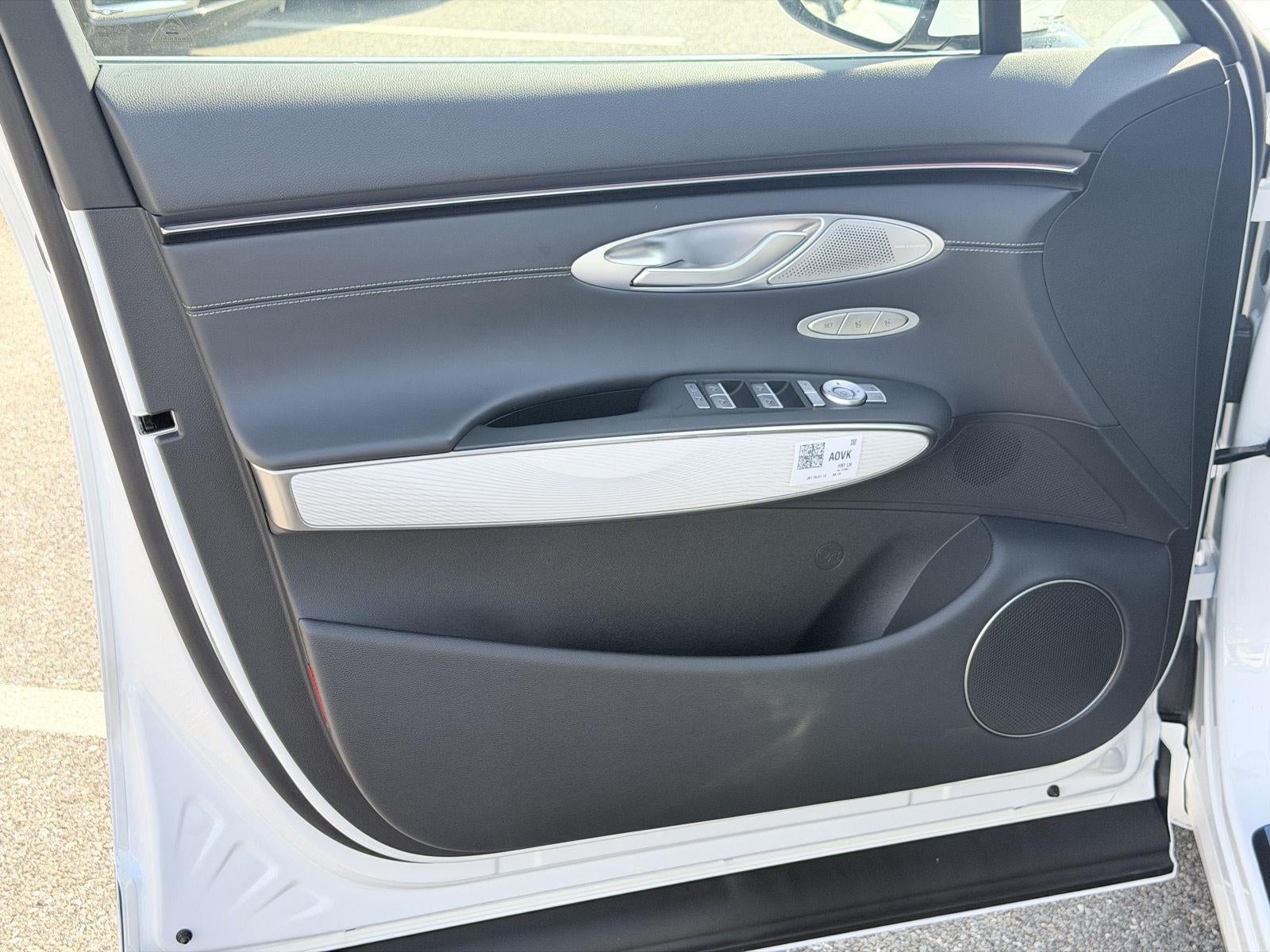 2027 Genesis GV70 2.5T Advanced