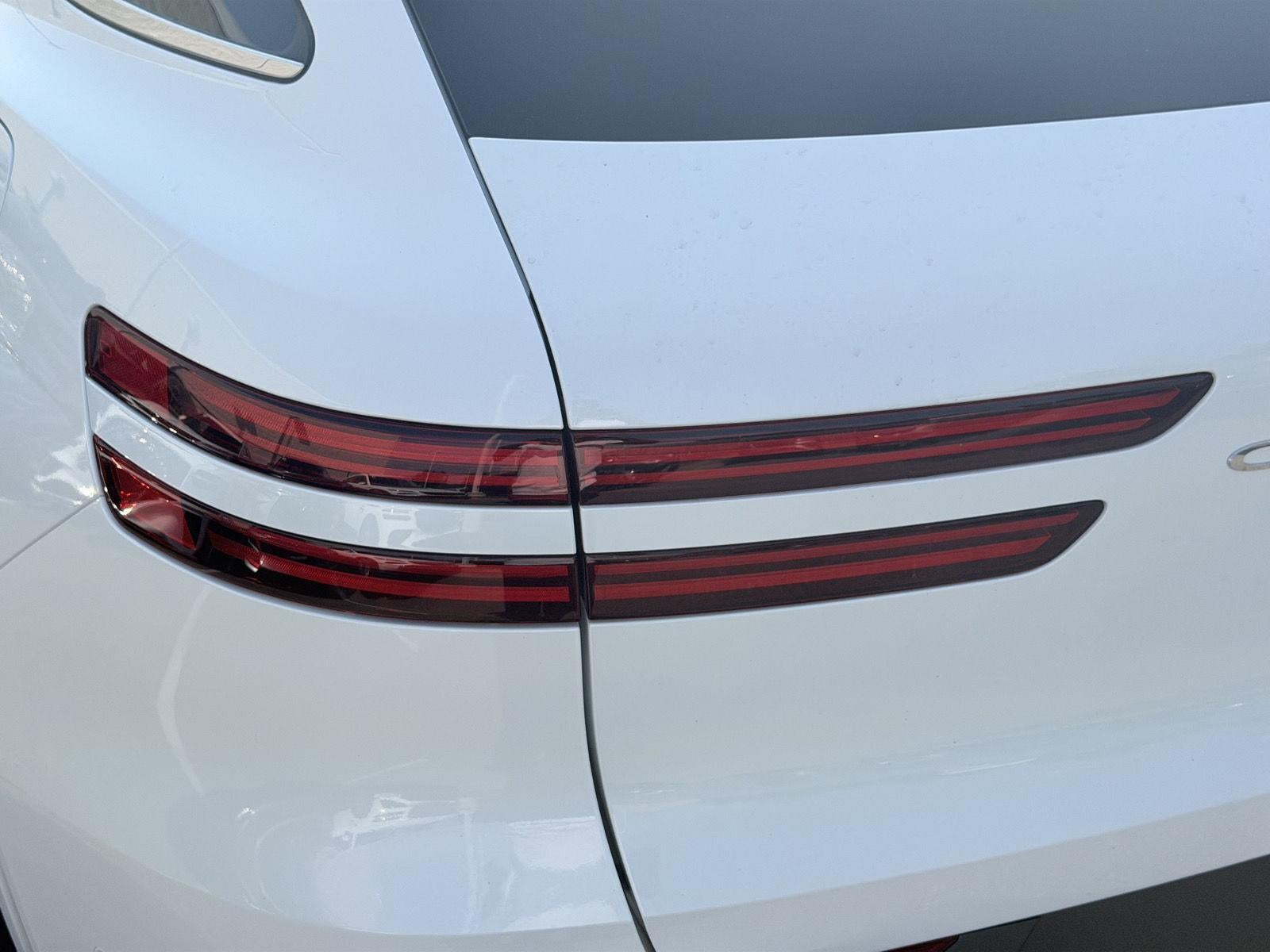 2027 Genesis GV70 2.5T Advanced
