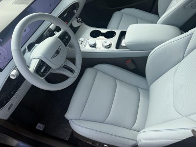 2027 Genesis GV70 2.5T Advanced