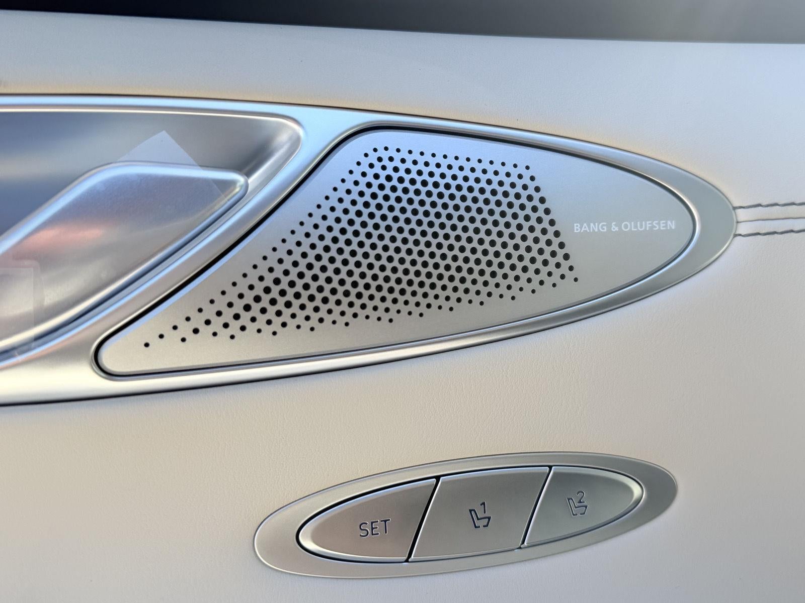 2027 Genesis GV70 2.5T Advanced