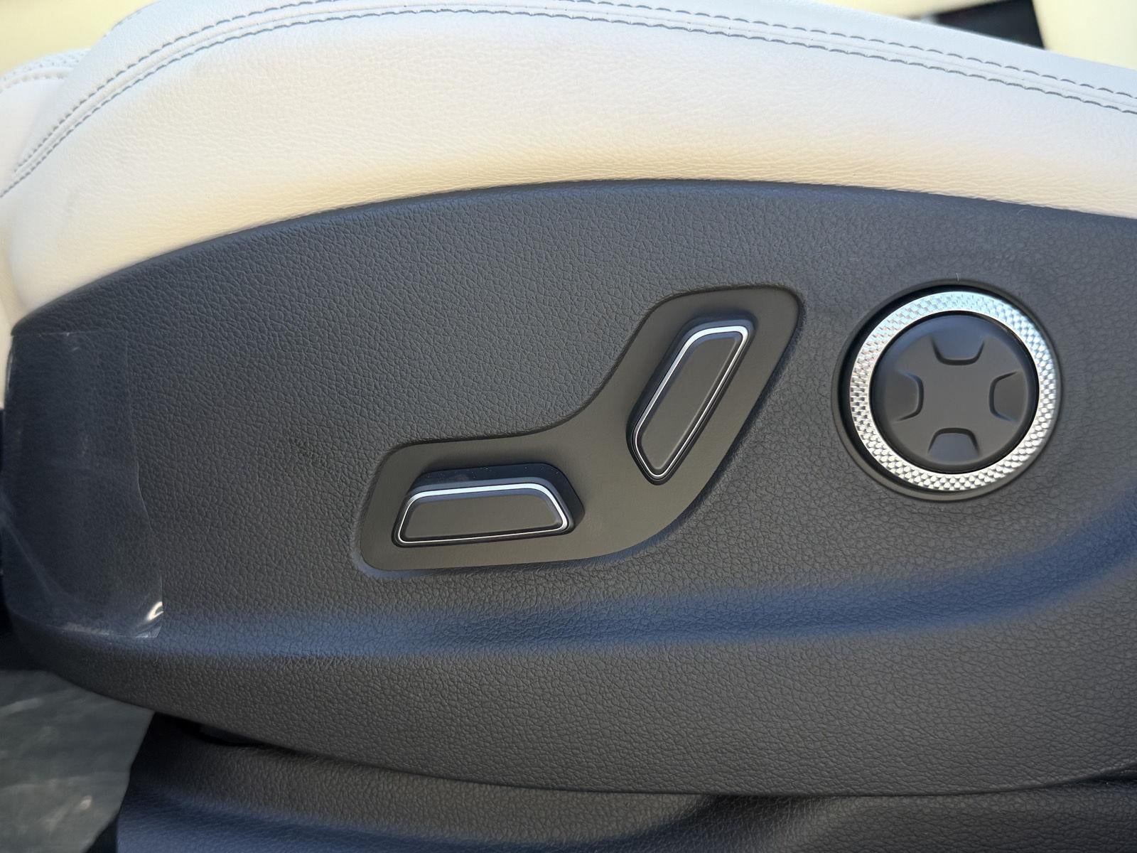 2027 Genesis GV70 2.5T Advanced