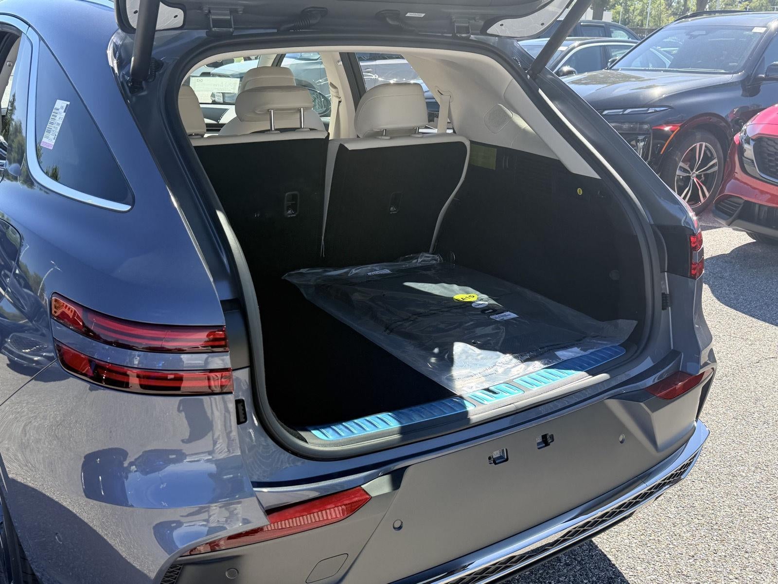 2027 Genesis GV70 2.5T Advanced