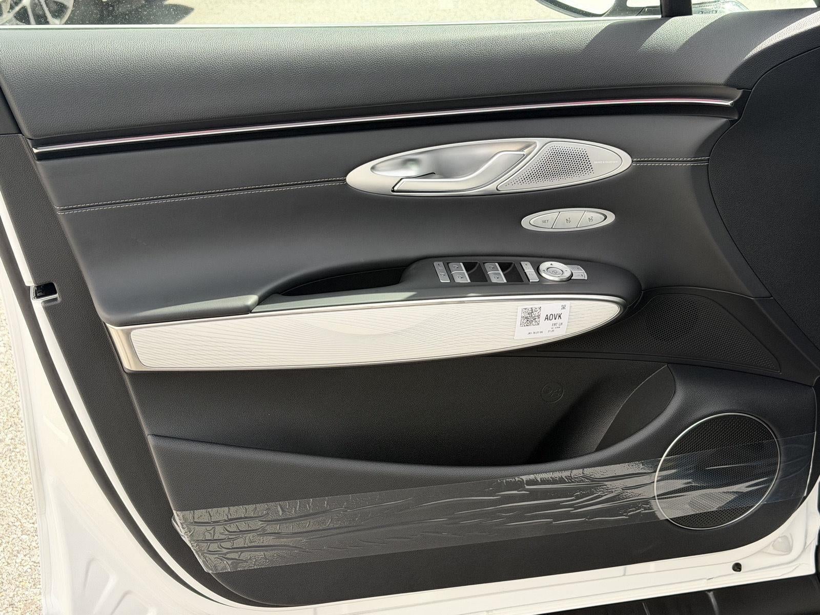 2027 Genesis GV70 2.5T ADVANCED