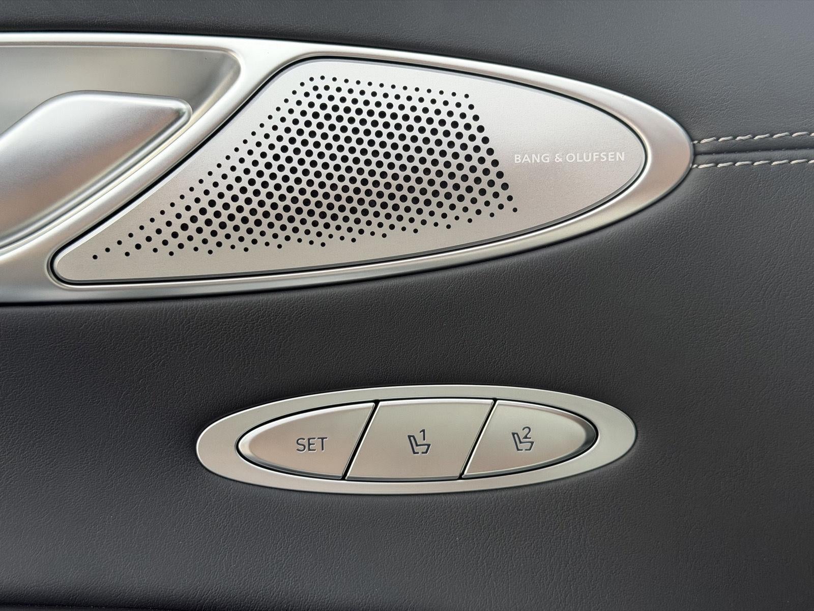 2027 Genesis GV70 2.5T ADVANCED