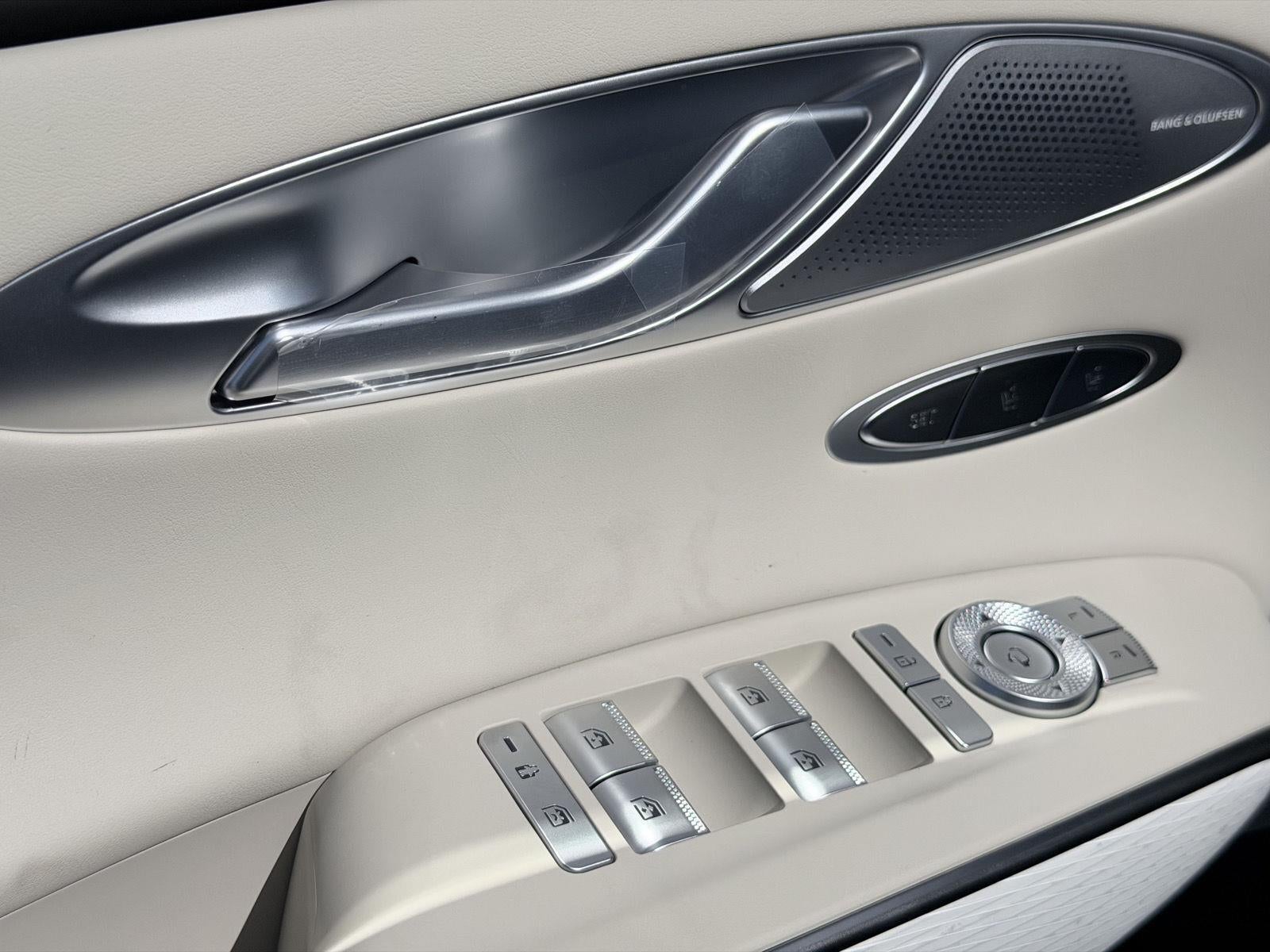 2027 Genesis GV70 2.5T Advanced