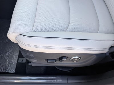 2027 Genesis GV70 2.5T Advanced