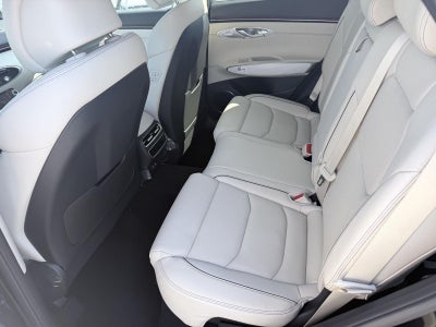 2027 Genesis GV70 2.5T Advanced