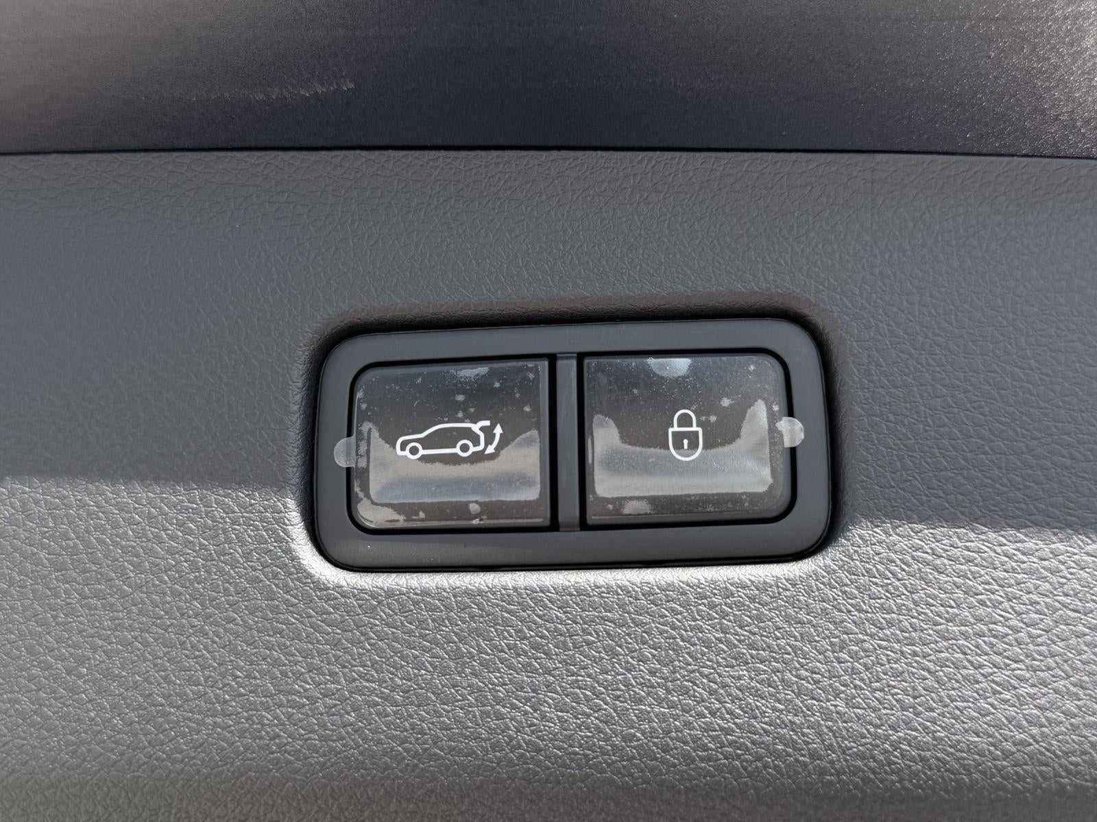 2027 Genesis GV70 2.5T Advanced